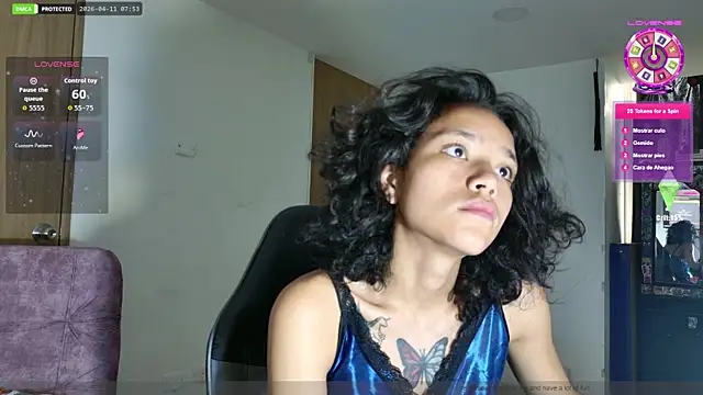 Snapshot of Malika_x_noor chatting on April 2026 12:53:02 PM Malika x noor online show from April 2026 12:53:02 PM