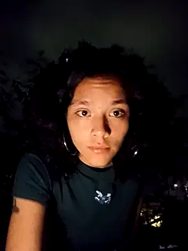 Snapshot of Malika_x_noor chatting on April 2026 03:29:02 AM Malika x noor online show from April 2026 03:29:02 AM