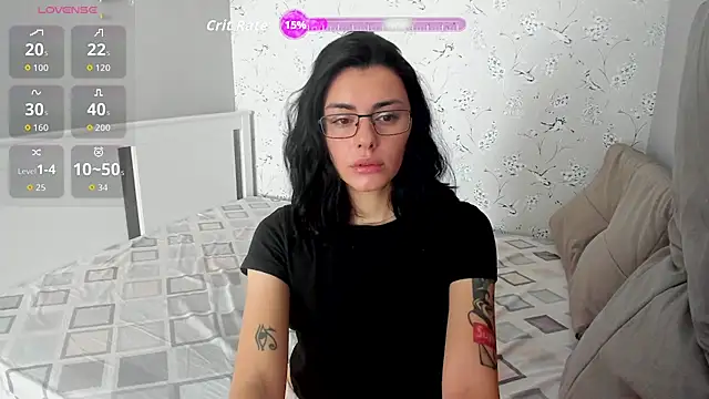 Snapshot of TiaMur_ chatting on June 2026 05:09:02 AM TiaMur online show from June 2026 05:09:02 AM