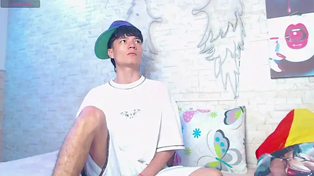 Snapshot of Alex_latino_ chatting on April 2026 12:30:02 AM Alex latino online show from April 2026 12:30:02 AM