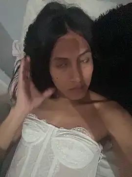 luna duque online show from June 2026 04:26:01 AM