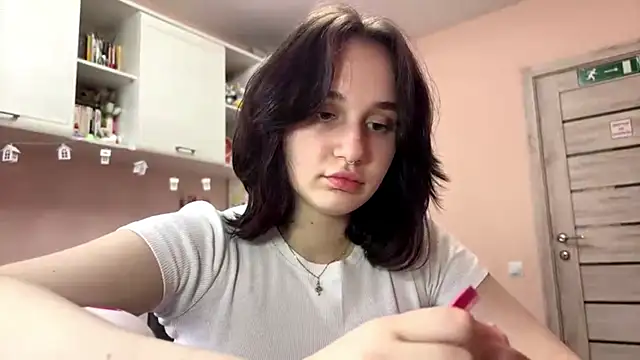 Snapshot of NoraSweetie chatting on April 2026 12:10:01 PM NoraSweetie online show from April 2026 12:10:01 PM