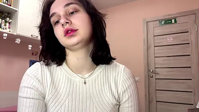 Snapshot of NoraSweetie chatting on April 2026 03:19:02 PM NoraSweetie online show from April 2026 03:19:02 PM