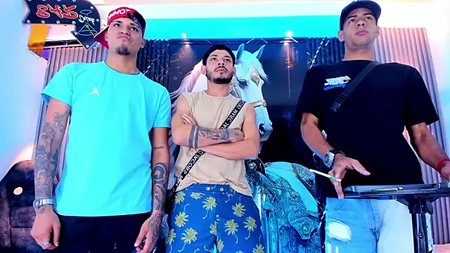 Snapshot of the_knights_of_the_night_ chatting on April 2026 03:55:01 AM the knights of the night online show from April 2026 03:55:01 AM