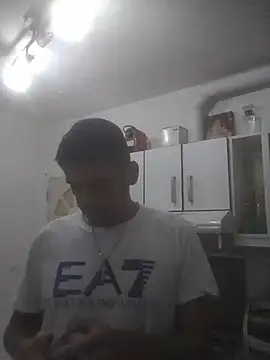 Snapshot of armanidj7 chatting on April 2026 09:59:02 PM armanidj7 online show from April 2026 09:59:02 PM