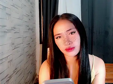 Snapshot of urasiankylie chatting on April 2026 08:31:01 PM urasiankylie online show from April 2026 08:31:01 PM