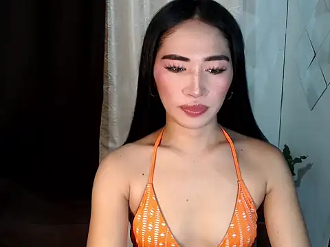 Snapshot of urasiankylie chatting on May 2026 02:23:01 PM urasiankylie online show from May 2026 02:23:01 PM
