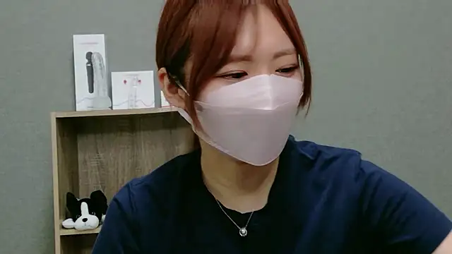 Snapshot of YUA_0425 chatting on May 2026 06:10:01 AM YUA 0425 online show from May 2026 06:10:01 AM