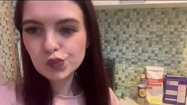 KikiAmino online show from April 2026 05:07:01 PM