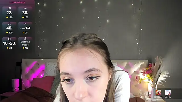 Snapshot of Amy-Desiree chatting on April 2026 12:37:01 AM Amy-Desiree online show from April 2026 12:37:01 AM