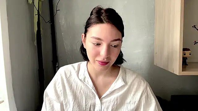 Snapshot of SinfulStarlight chatting on April 2026 05:12:02 AM SinfulStarlight online show from April 2026 05:12:02 AM