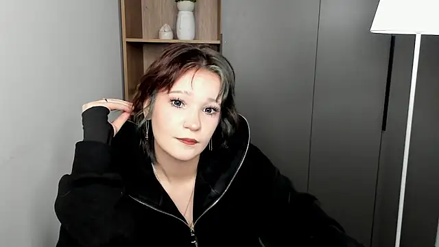 Snapshot of BettieBagwill chatting on April 2026 08:44:02 AM BettieBagwill online show from April 2026 08:44:02 AM