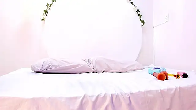 lunaangel22 online show from April 2026 08:58:01 PM