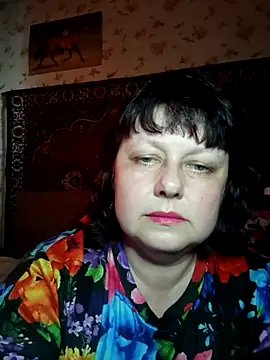 Snapshot of AuroKaria chatting on April 2026 08:23:02 AM AuroKaria online show from April 2026 08:23:02 AM