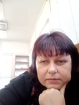 Snapshot of AuroKaria chatting on April 2026 12:57:01 PM AuroKaria online show from April 2026 12:57:01 PM