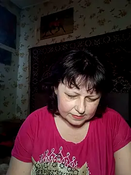 Snapshot of AuroKaria chatting on April 2026 12:28:01 PM AuroKaria online show from April 2026 12:28:01 PM