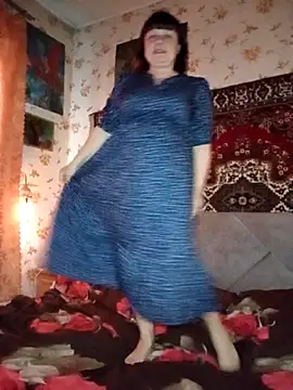 Snapshot of AuroKaria chatting on April 2026 03:28:02 PM AuroKaria online show from April 2026 03:28:02 PM