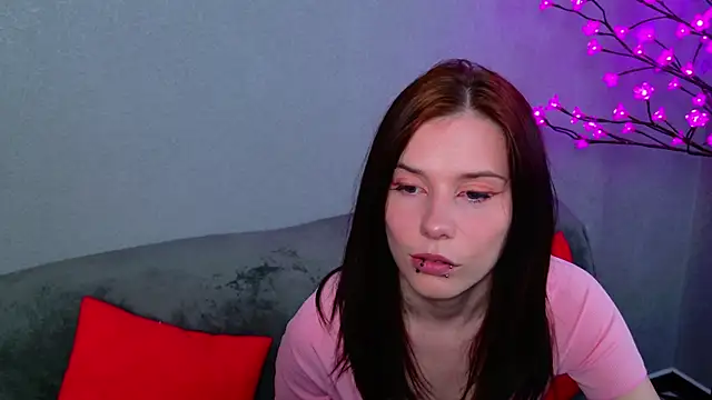 CleoBloom  online show from April 2026 05:10:01 PM