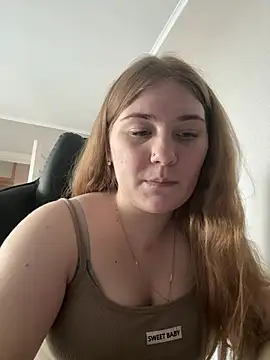 Flowers454 online show from April 2026 10:48:01 AM