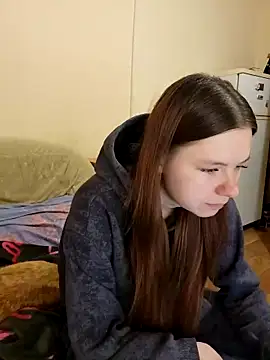 JessicaHolland1 online show from April 2026 04:13:01 PM