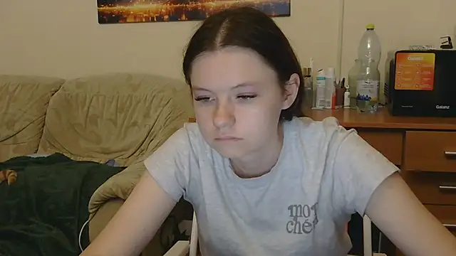 JessicaHolland1 online show from June 2026 07:08:02 PM