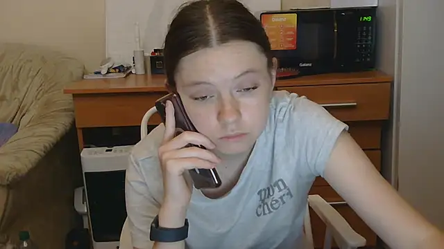 JessicaHolland1 online show from July 2026 05:40:01 PM