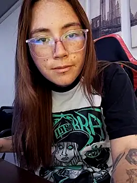 cute mara online show from April 2026 05:05:02 PM