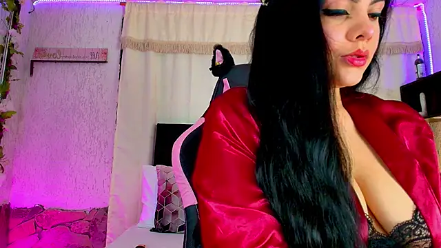 molly bick online show from April 2026 03:33:01 AM