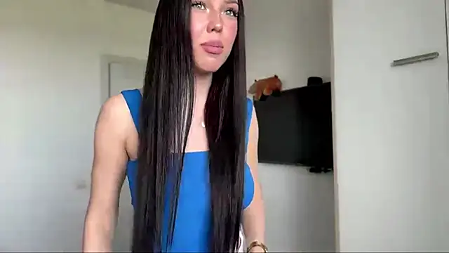 Snapshot of PalmiraJaussen chatting on May 2026 09:37:01 AM PalmiraJaussen online show from May 2026 09:37:01 AM