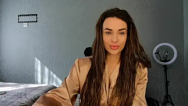 Snapshot of Kira__love1 chatting on April 2026 07:14:01 AM Kira love1 online show from April 2026 07:14:01 AM