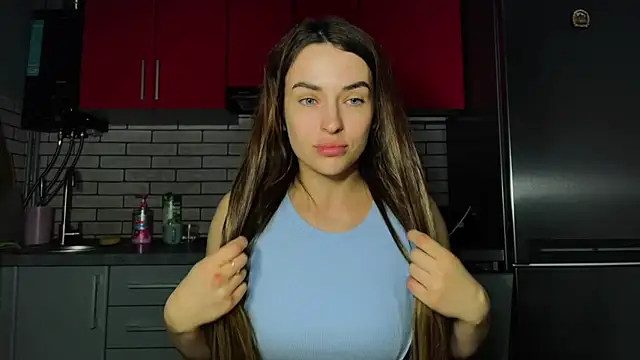 Snapshot of Kira__love1 chatting on April 2026 08:31:01 PM Kira love1 online show from April 2026 08:31:01 PM