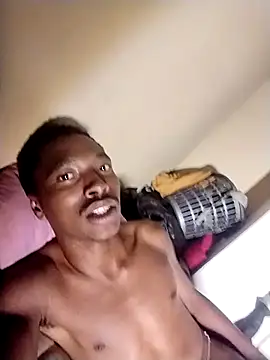 alphamale25 online show from April 2026 10:33:02 PM