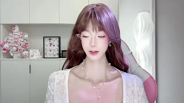 -Moonshine online show from April 2026 10:43:01 AM