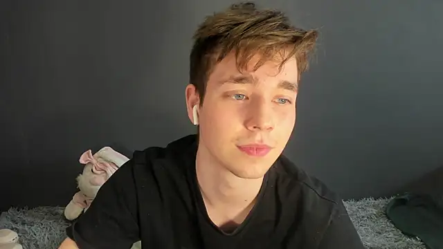 zeriax online show from April 2026 03:26:01 AM