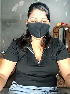 Snapshot of Riyashrma001 chatting on April 2026 04:34:02 PM Riyashrma001 online show from April 2026 04:34:02 PM