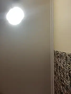 Snapshot of LucyVixxen chatting on April 2026 12:43:02 PM LucyVixxen online show from April 2026 12:43:02 PM