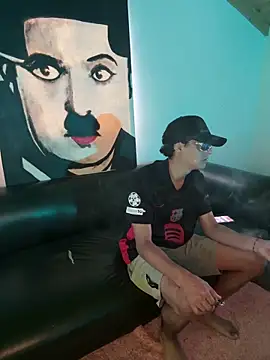 Snapshot of Cuteathleticboys chatting on April 2026 09:37:02 PM Cuteathleticboys online show from April 2026 09:37:02 PM