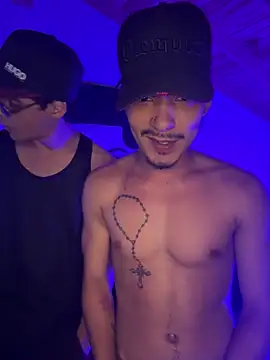 Snapshot of Cuteathleticboys chatting on April 2026 12:38:01 AM Cuteathleticboys online show from April 2026 12:38:01 AM