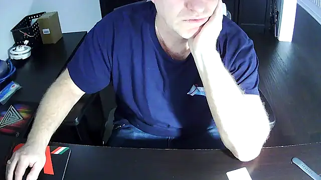 Snapshot of Shalun2000 chatting on April 2026 10:00:02 PM Shalun2000 online show from April 2026 10:00:02 PM