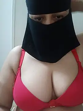 Snapshot of Amira_Egypt chatting on July 2026 09:06:02 PM Amira Egypt online show from July 2026 09:06:02 PM