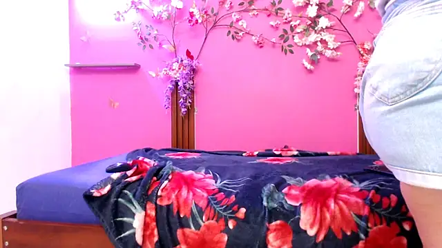 Snapshot of starfishanal21 chatting on April 2026 08:25:02 PM starfishanal21 online show from April 2026 08:25:02 PM