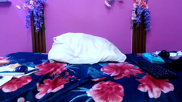 Snapshot of starfishanal21 chatting on April 2026 07:58:02 PM starfishanal21 online show from April 2026 07:58:02 PM