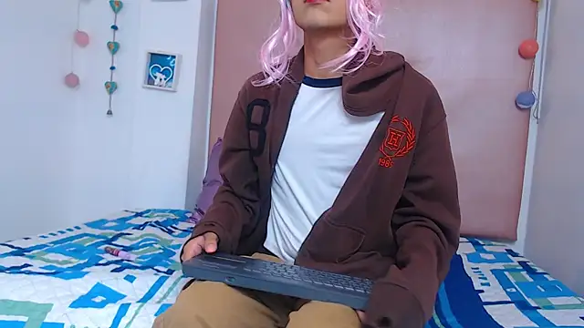 Aleja Scoott  online show from April 2026 12:59:01 AM