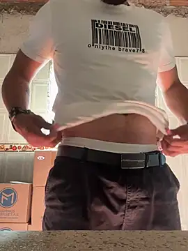 big bearman online show from April 2026 07:42:01 PM