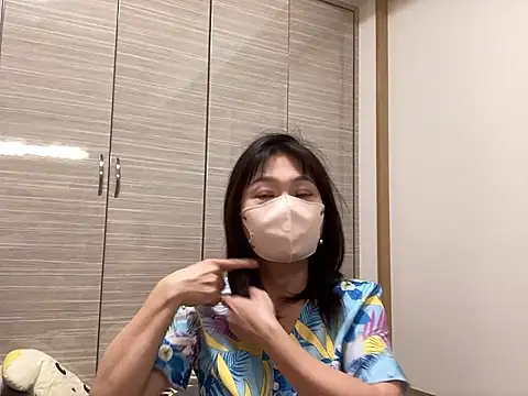 Snapshot of lemonade_madame chatting on July 2026 01:13:02 PM lemonade madame online show from July 2026 01:13:02 PM