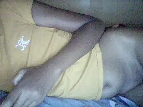 Snapshot of TracyMeme1999 chatting on April 2026 03:45:01 AM TracyMeme1999 online show from April 2026 03:45:01 AM