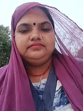 Snapshot of Desi_hot_bhabhi01 chatting on May 2026 01:18:02 PM Desi hot bhabhi01 online show from May 2026 01:18:02 PM