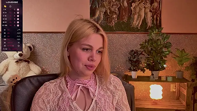 Snapshot of ScarletMarnei chatting on May 2026 03:35:01 AM ScarletMarnei online show from May 2026 03:35:01 AM
