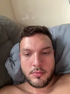 FernandoFloripa11 online show from April 2026 03:31:02 PM