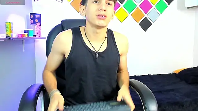 Snapshot of billy_wild chatting on July 2026 11:45:02 AM billy wild online show from July 2026 11:45:02 AM